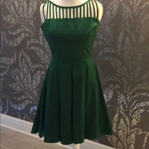 Trashy Diva Emerald Green Cage Dress. Size 6